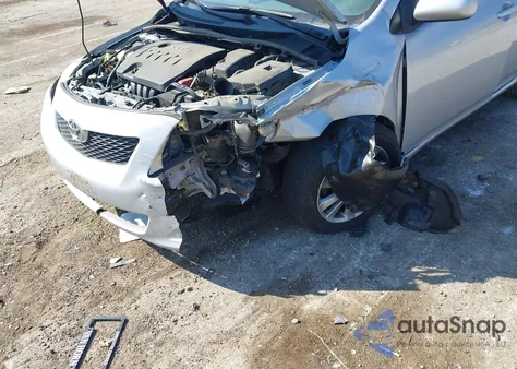 2010 Toyota Corolla Le z USA, uszkodzony, nr VIN 2T1BU4EE6AC426470